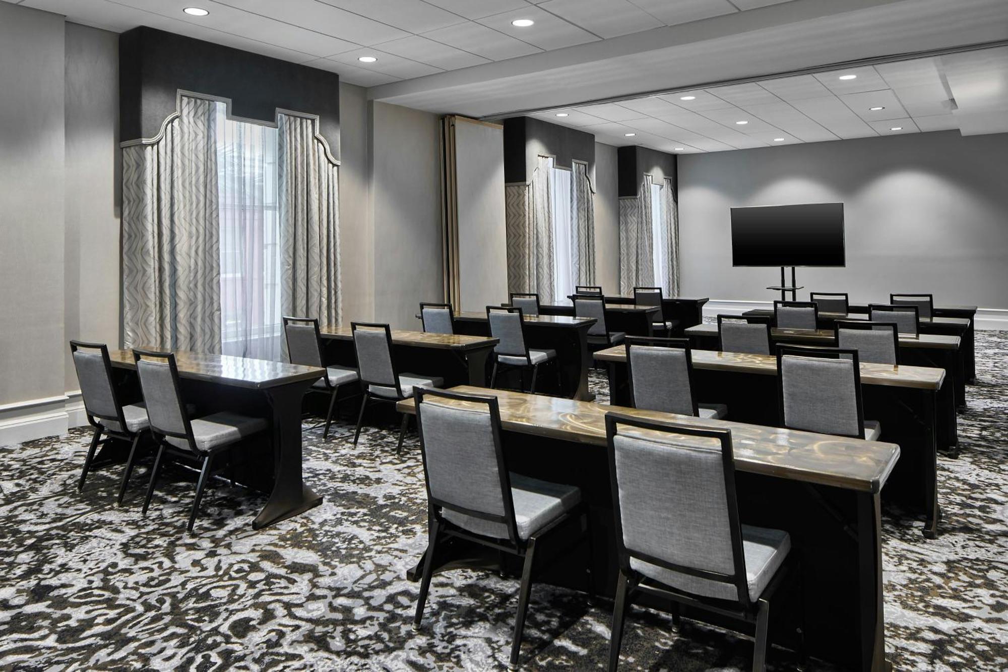 Le Pavillon, New Orleans, A Tribute Portfolio Hotel Εξωτερικό φωτογραφία