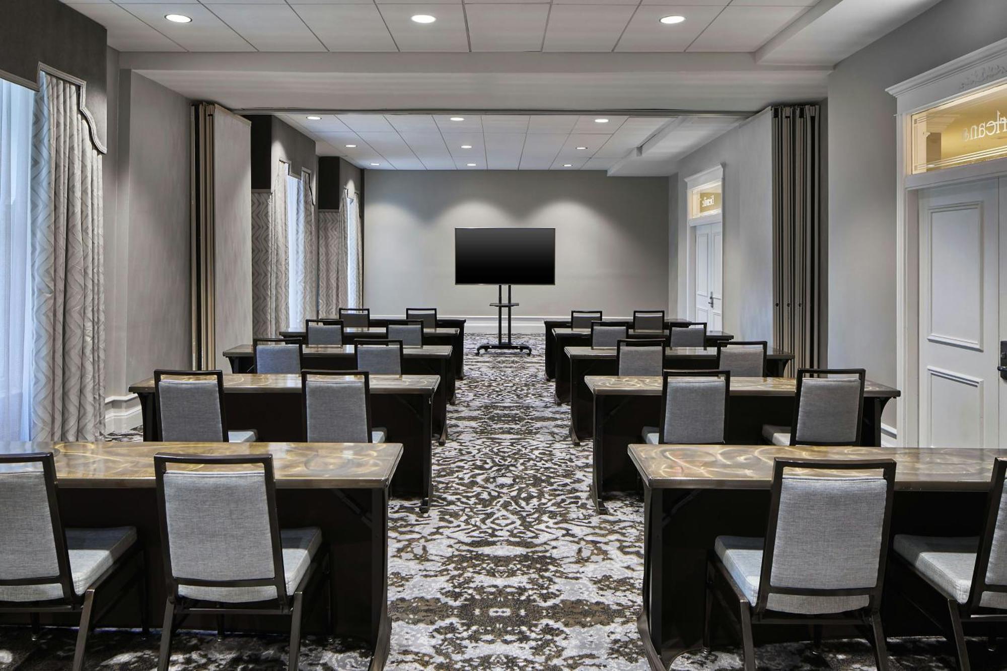 Le Pavillon, New Orleans, A Tribute Portfolio Hotel Εξωτερικό φωτογραφία